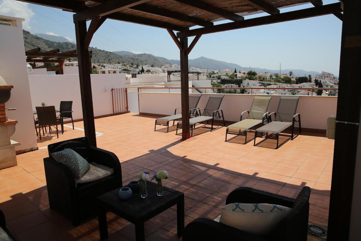 Andaluz Apartments Mar De Nerja Exteriör bild