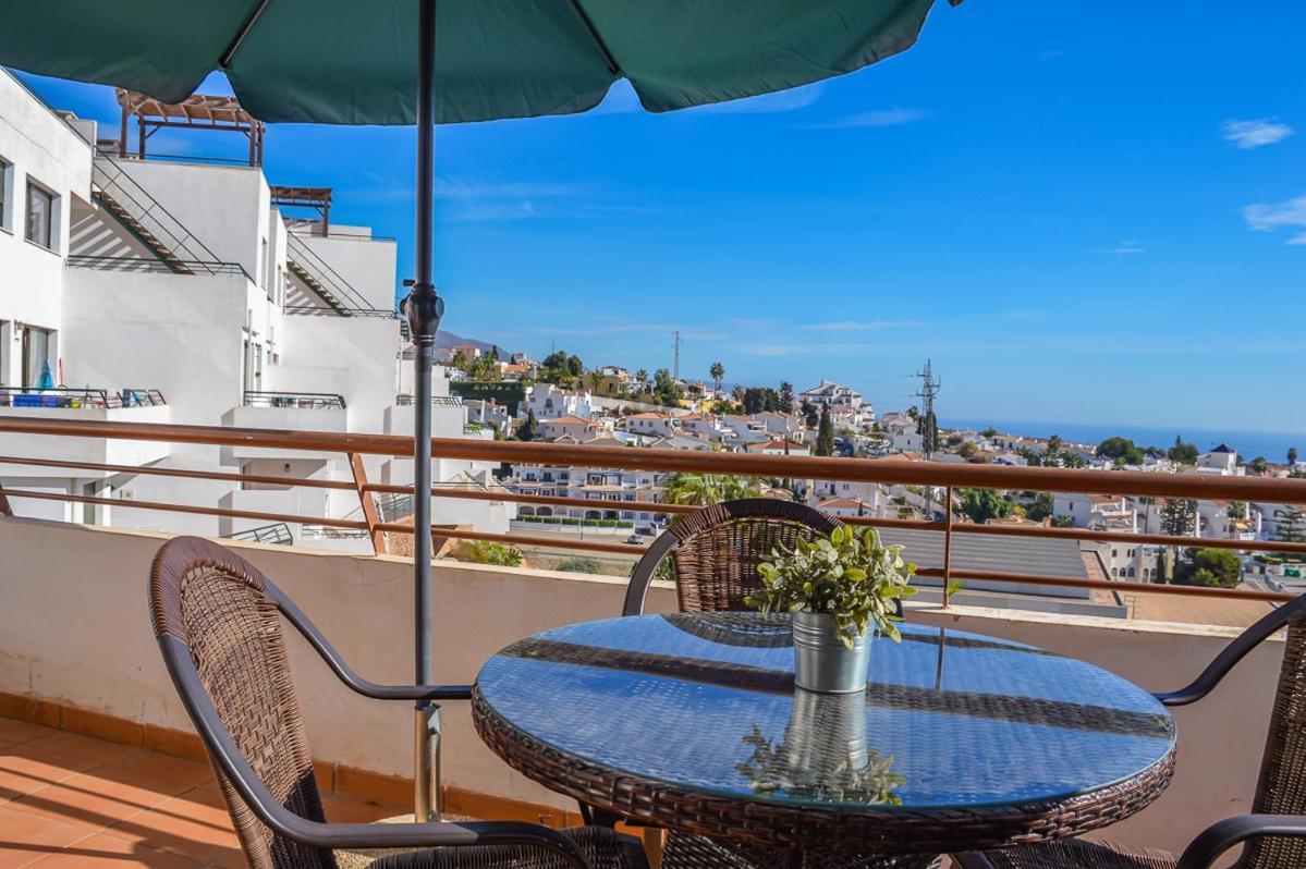Andaluz Apartments Mar De Nerja Exteriör bild