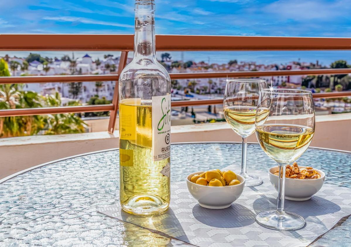 Andaluz Apartments Mar De Nerja Exteriör bild