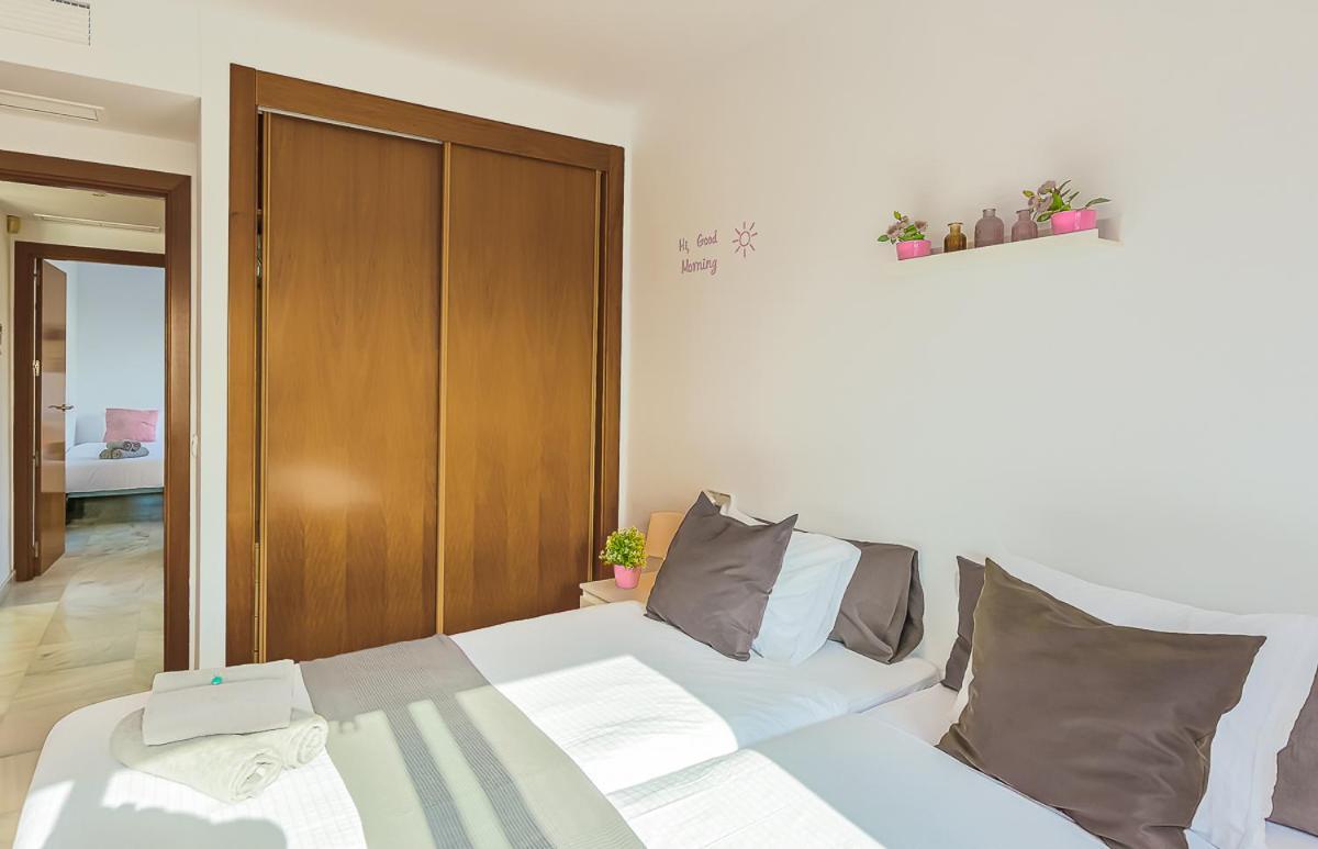 Andaluz Apartments Mar De Nerja Rum bild