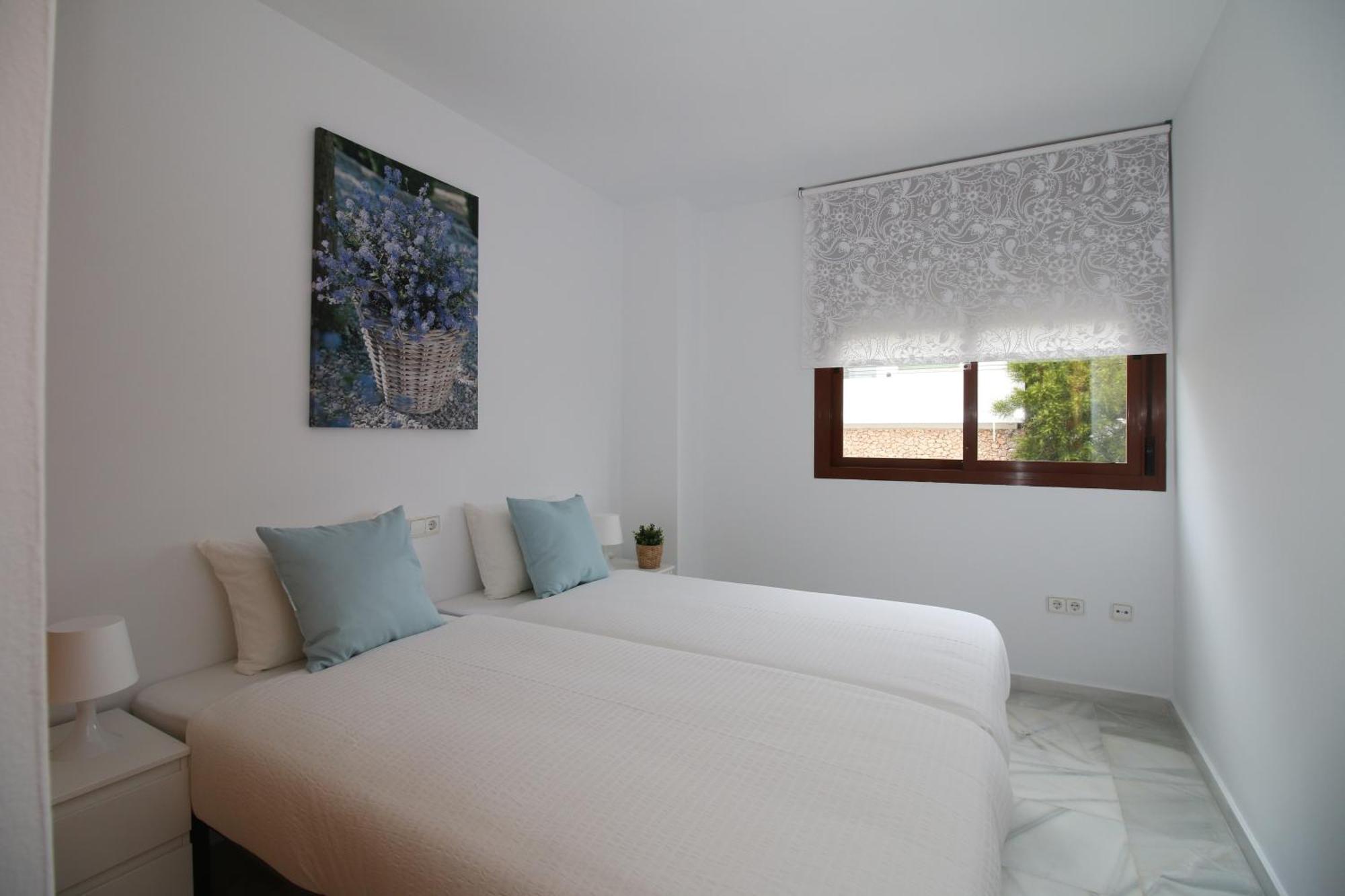 Andaluz Apartments Mar De Nerja Exteriör bild